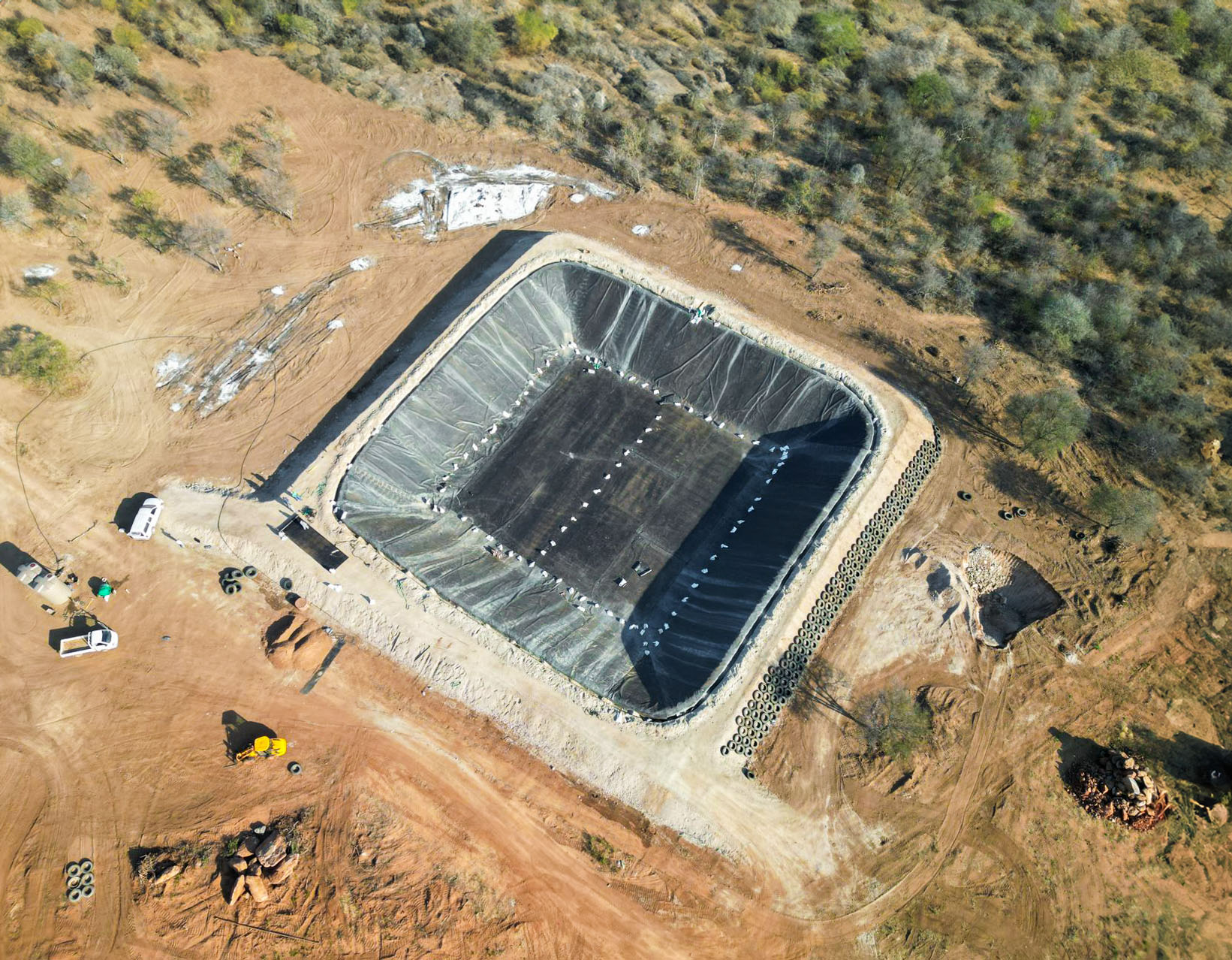 Large scale geosynthetic installation